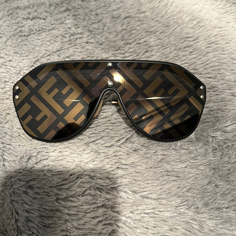 Fendi sunglasses